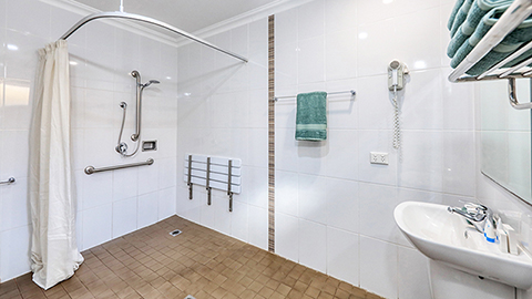 Deluxe Family Rooms with Disability Access