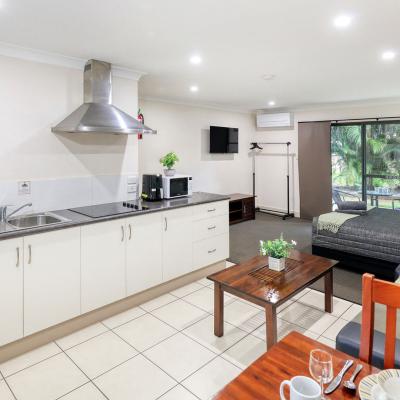 Emerald Gardens Motel Studio Apartment 5a