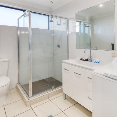 Emerald Gardens Motel Studio Apartment 8a